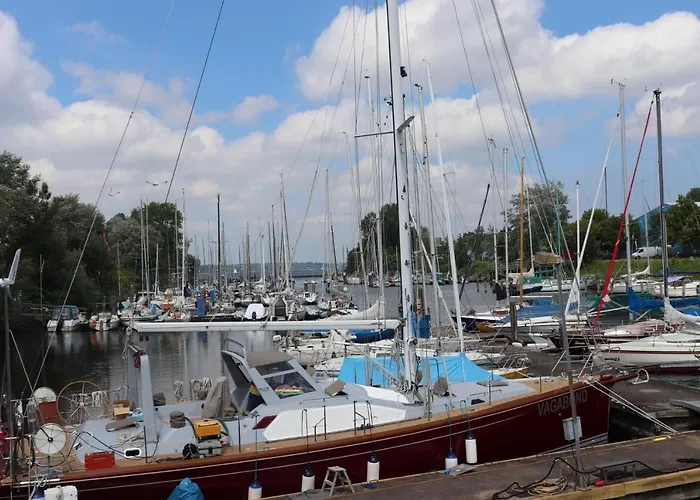 Båthotell Hausboot Lina, Flensburg